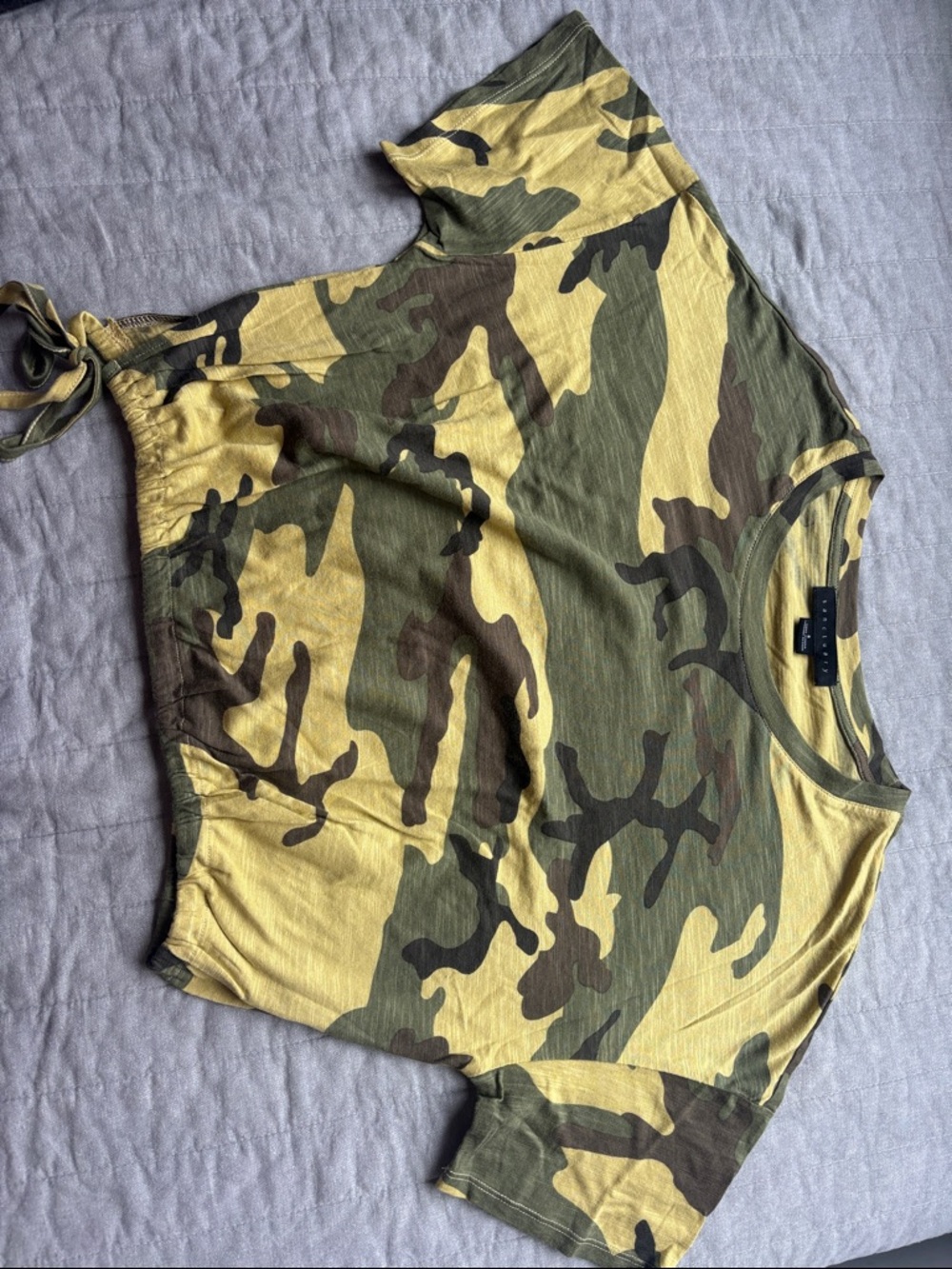 Sanctuary Camo Tie-Hem Crop Top - Green, Brown, Tan